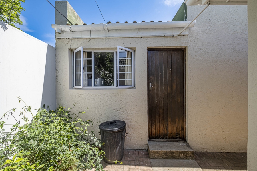 13 Bedroom Property for Sale in Summerstrand Eastern Cape